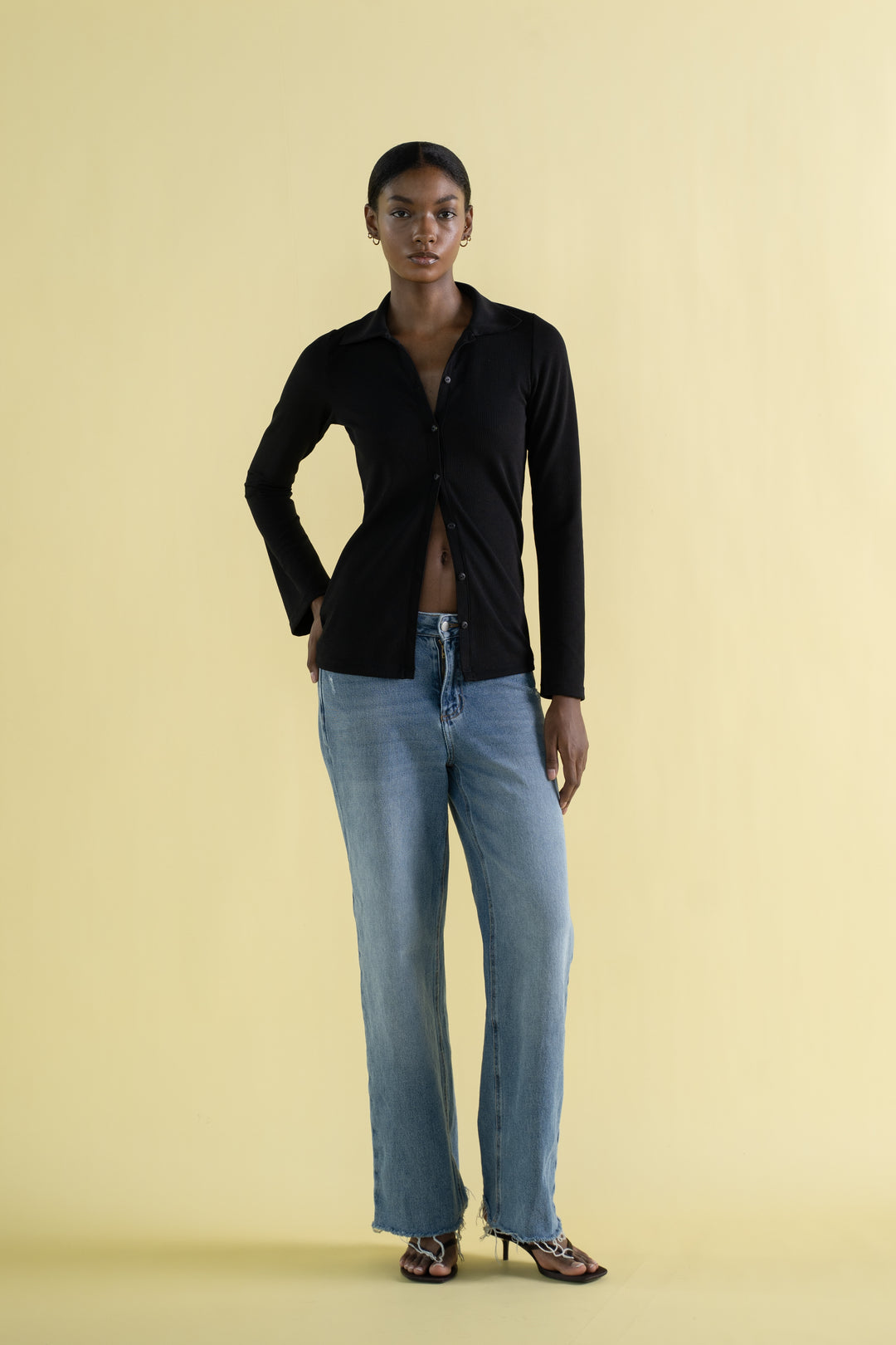 RIBBED POLO TOP IN BLACK