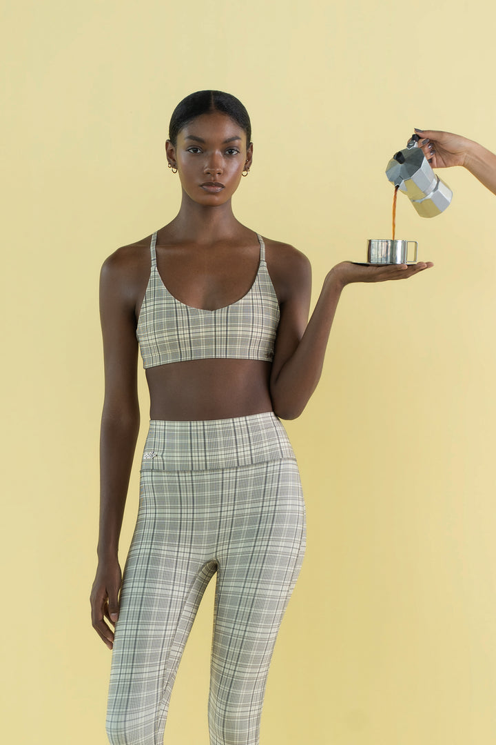 CLASSIC TOP IN BUTTER GRID