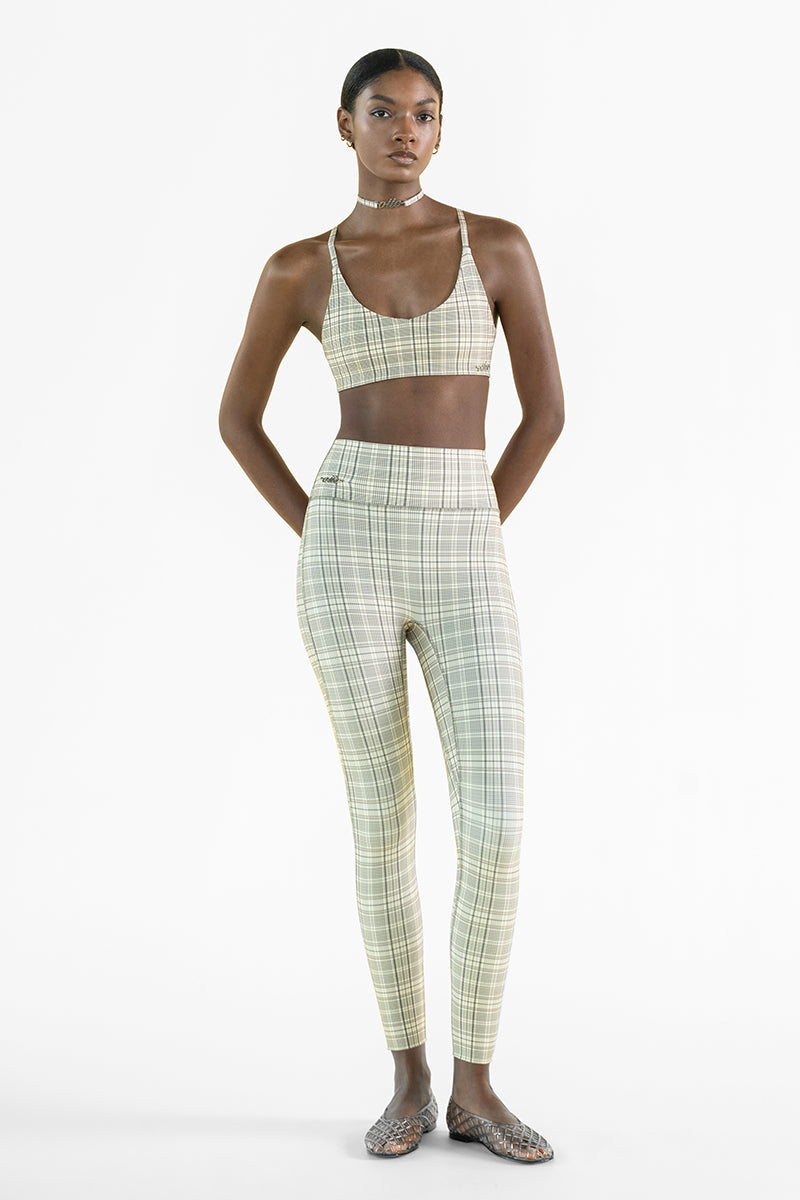 CLASSIC TOP IN BUTTER GRID